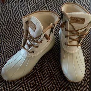 Sperry Women’s Saltwater Duck Booties